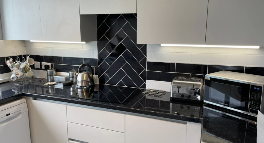 Kitchen under unit lights