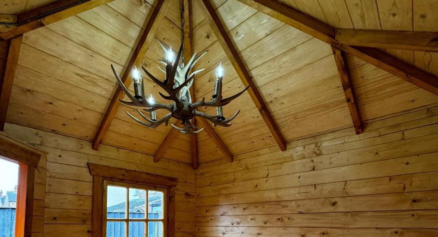 Feature lighting, Grimsby