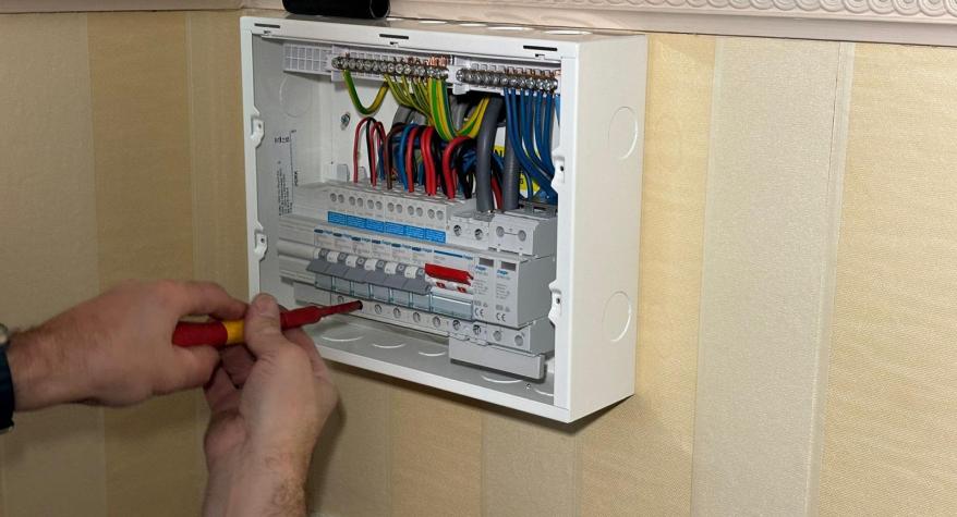 Fuse Board Upgrade, Grimsby
