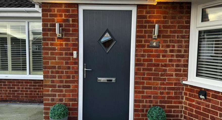 Up / down lights, Grimsby